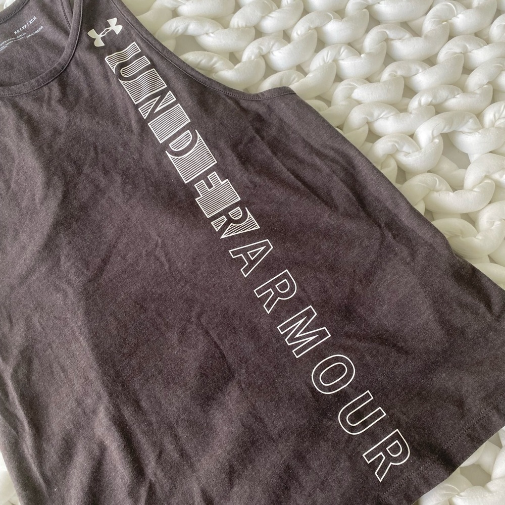 Under Armour Tank - Picture 2 of 5